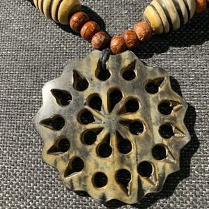 Vtg natural necklace